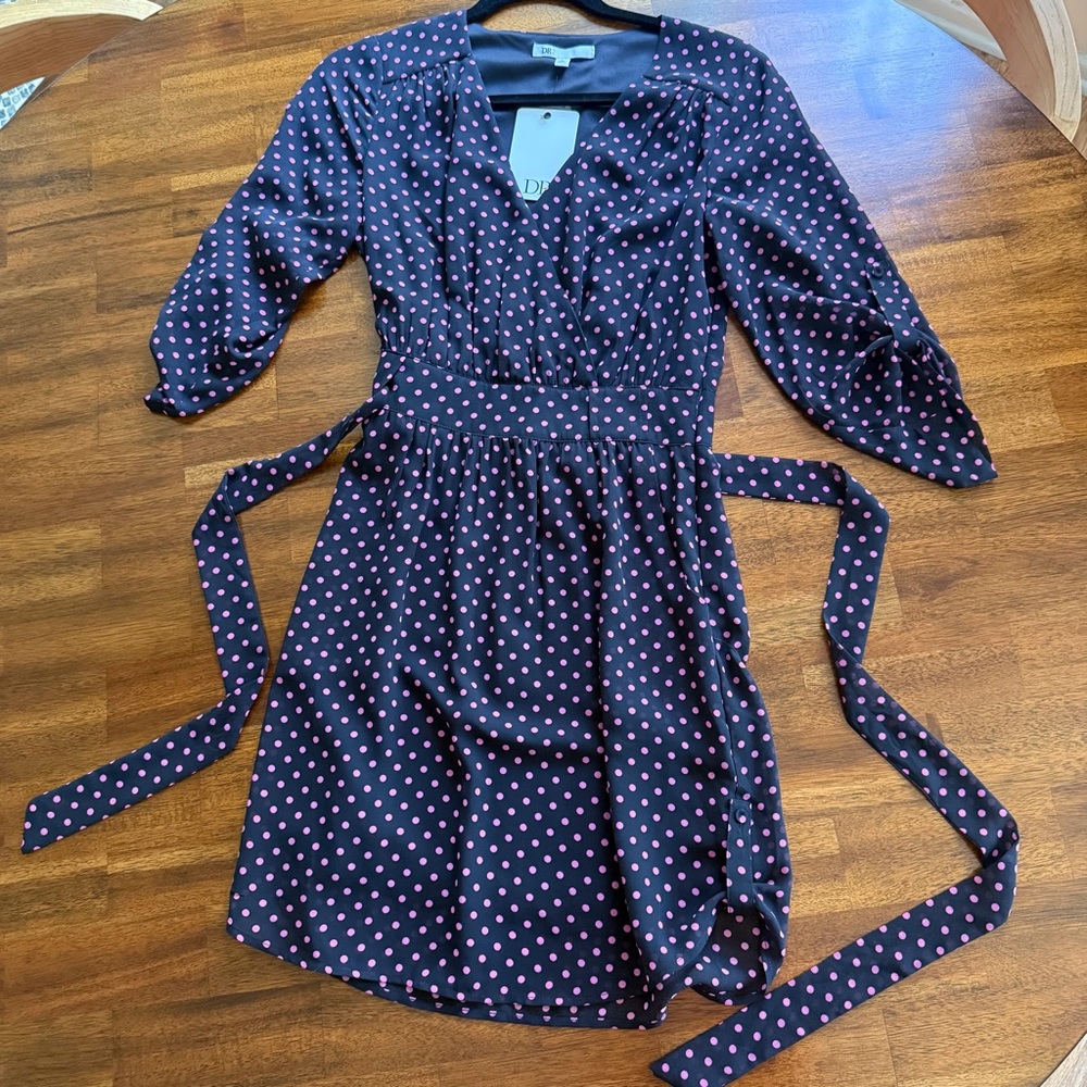 NWT DR2 by Daniel Rainn – V-Neck 3/4 Sleeve Dress - XS!